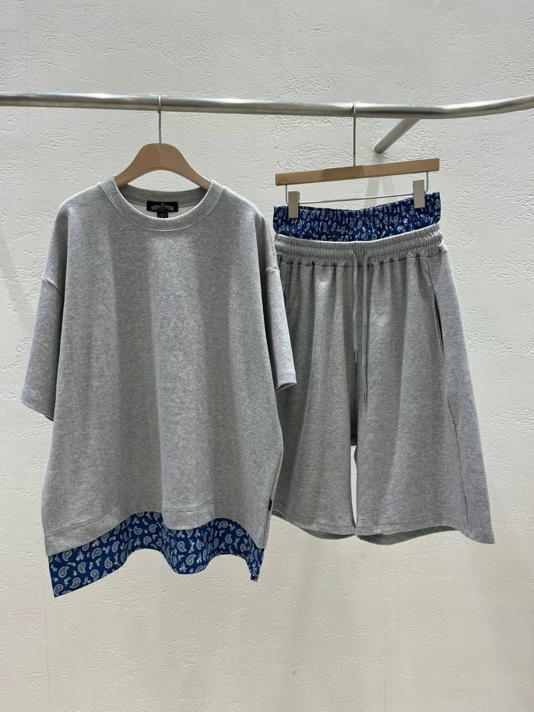 腰果花套裝